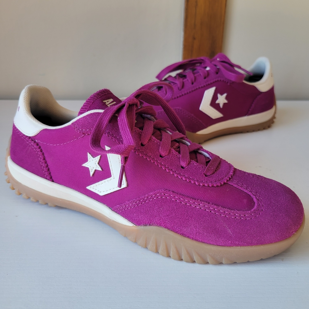 Converse All Stars Women's Purple Sneakers Size 6.5